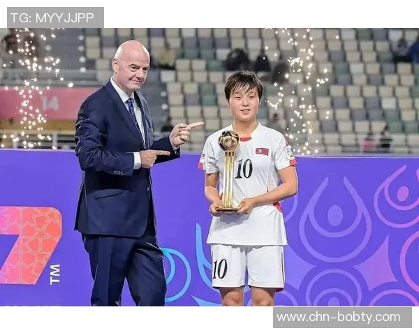 足球明星小姐姐是谁揭秘她的精彩视频与生活点滴